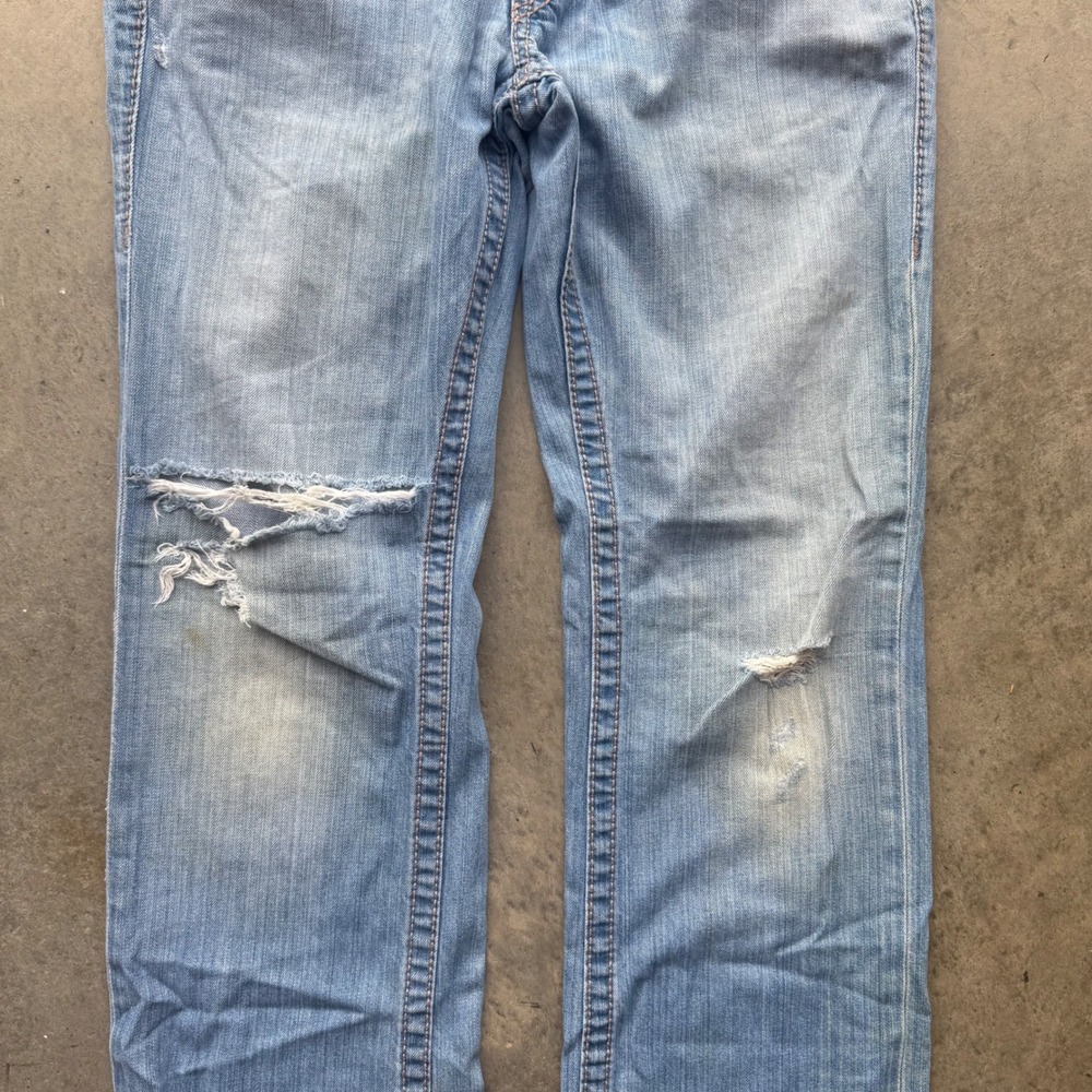 True Religion Ricky Big T Mens 35 Light Wash Distressed Straight Leg Jeans USA - Picture 3 of 8
